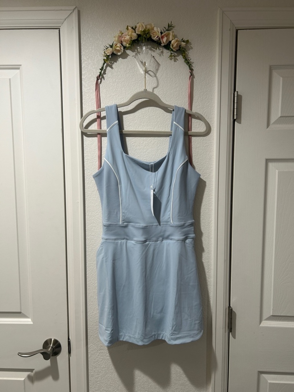 TravisMathew Womens Royal Treatment Moveknit Sleeveless Golf Dress - Picture 2 of 8